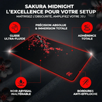 Infographie détaillée du tapis de souris Sakura Midnight XXL en tissu micro-tissé, mettant en avant la précision, l'immersion, la glisse fluide, l'adhérence totale, le noir abyssal et les bordures anti-effiloche.