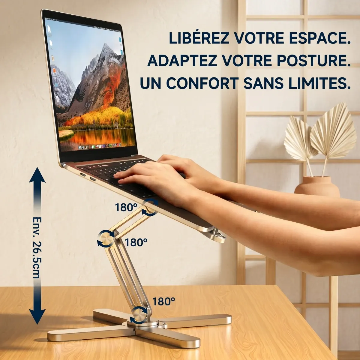 Poste de travail ergonomique montrant le réglage de la hauteur à 26,5 cm et l'angle de frappe confortable pour les mains.