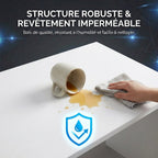 Gros plan sur le revêtement imperméable du bureau d'angle blanc NARVIK résistant à l'humidité et facile à nettoyer d'un coup de chiffon.