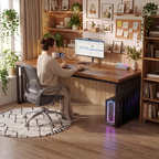 Femme travaillant confortablement sur le bureau en bois LignaTandem