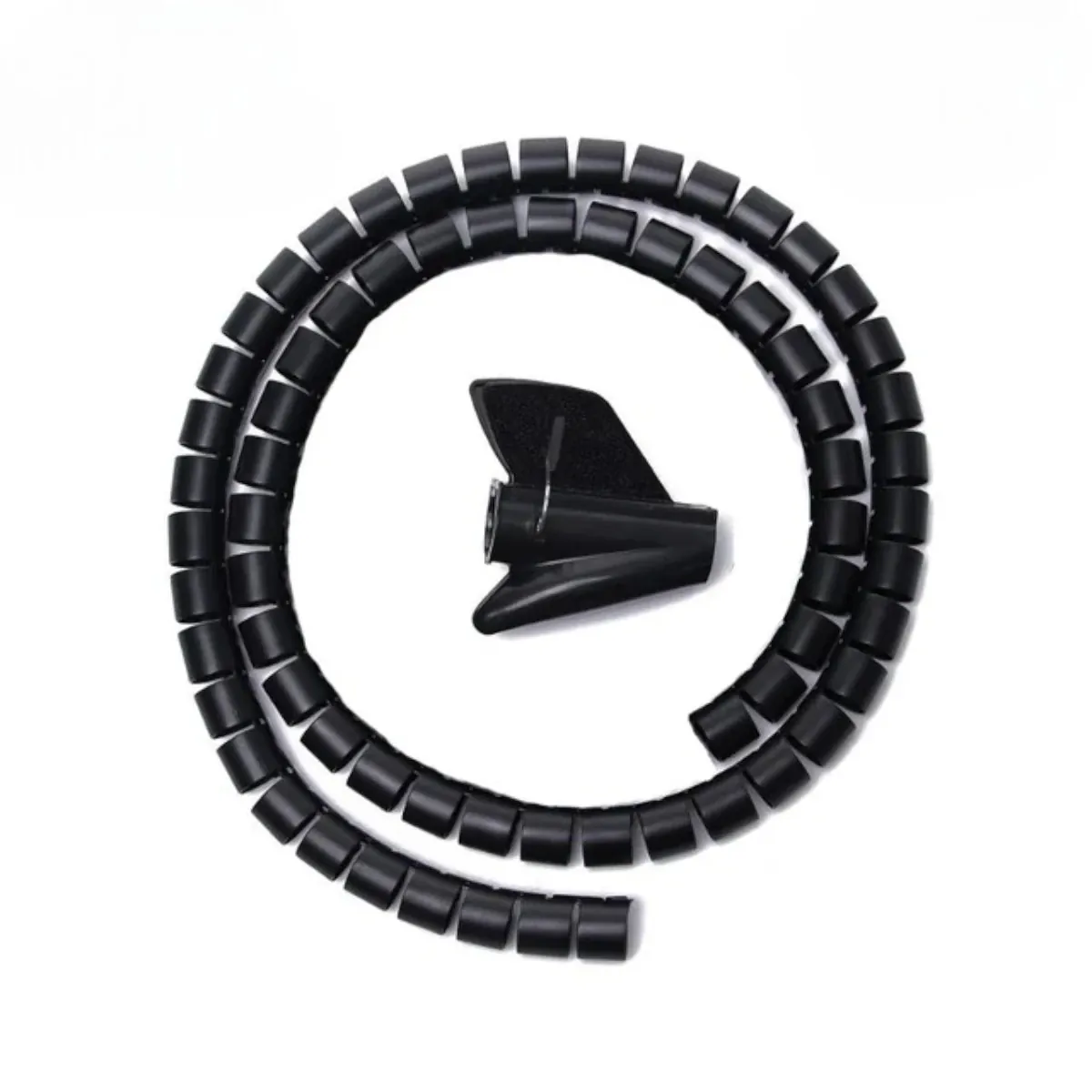 Gaine de câbles Helix Wrap noire de 16mm de diamètre et 1m de longueur avec son feed clip de guidage pour le rangement invisible de câbles.