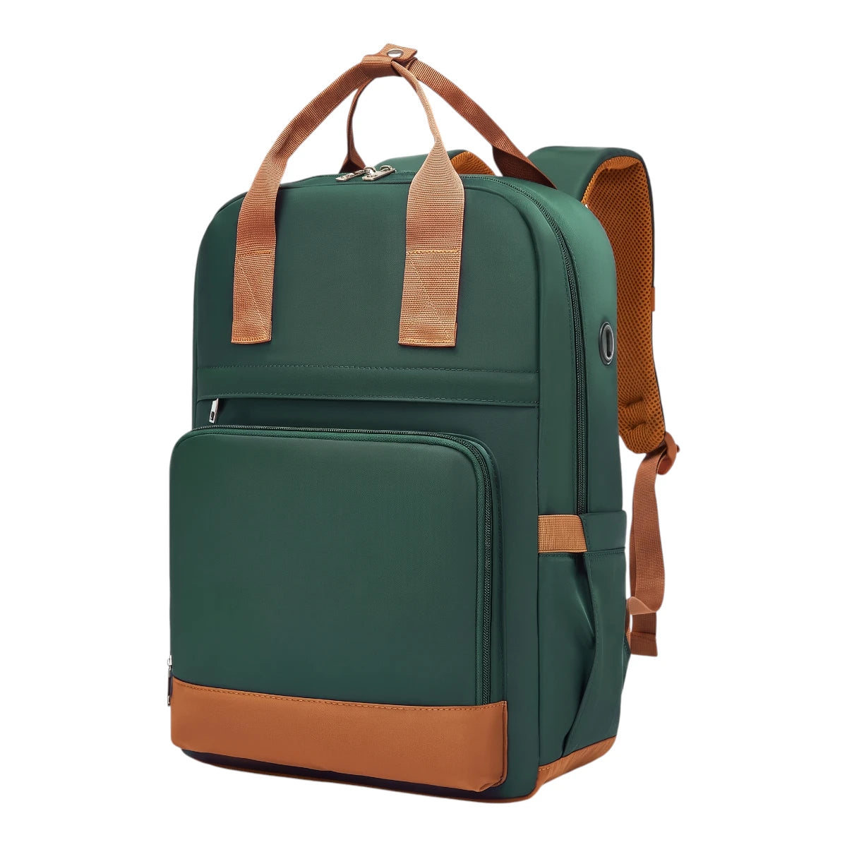 Vue de trois quarts d'un sac à dos étudiant moderne de couleur vert foncé avec des accents marron tan et des bretelles rembourrées, isolé sur un fond blanc.