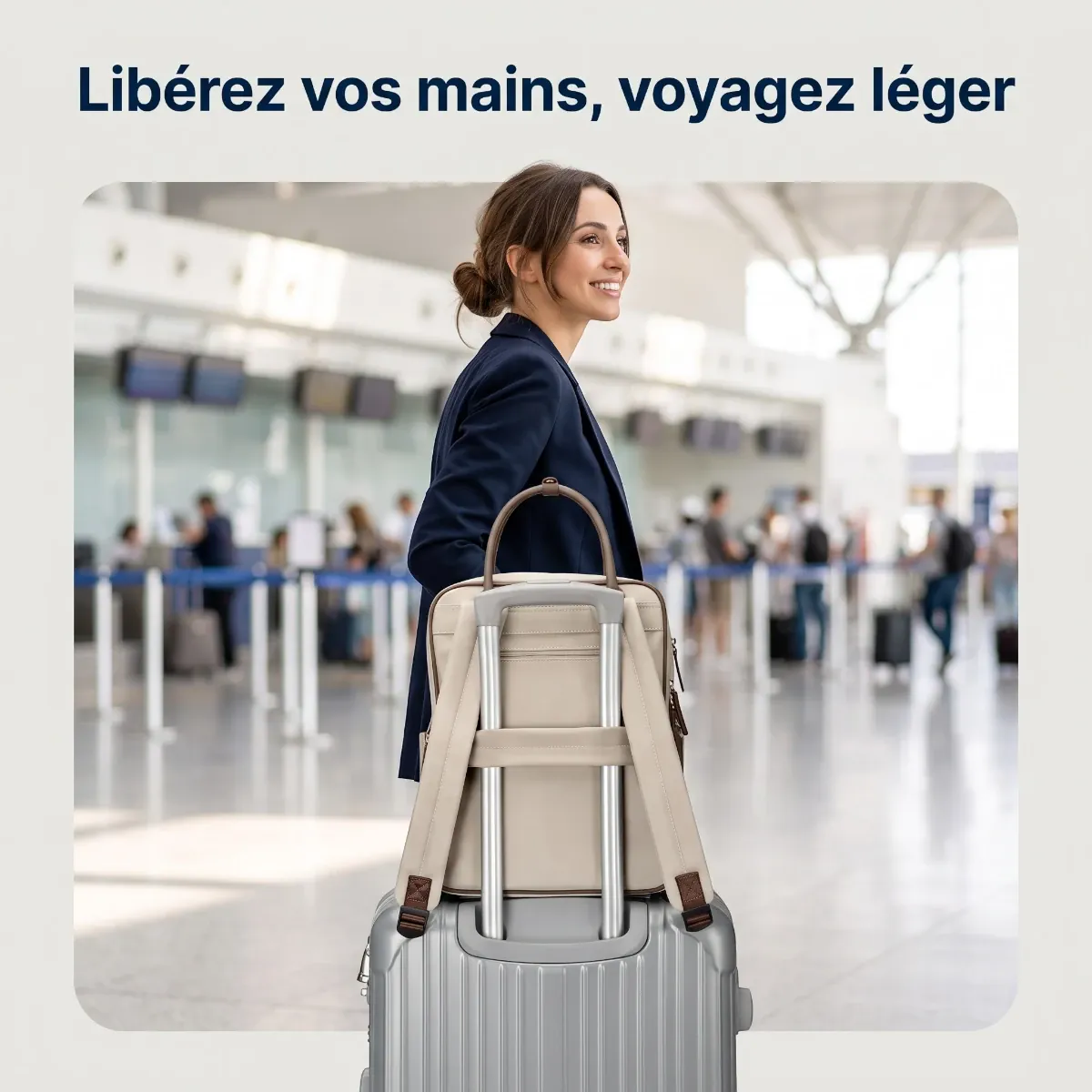 Démonstration de l'attache pour valise du sac à dos ordinateur femme Lotusia à l'aéroport
