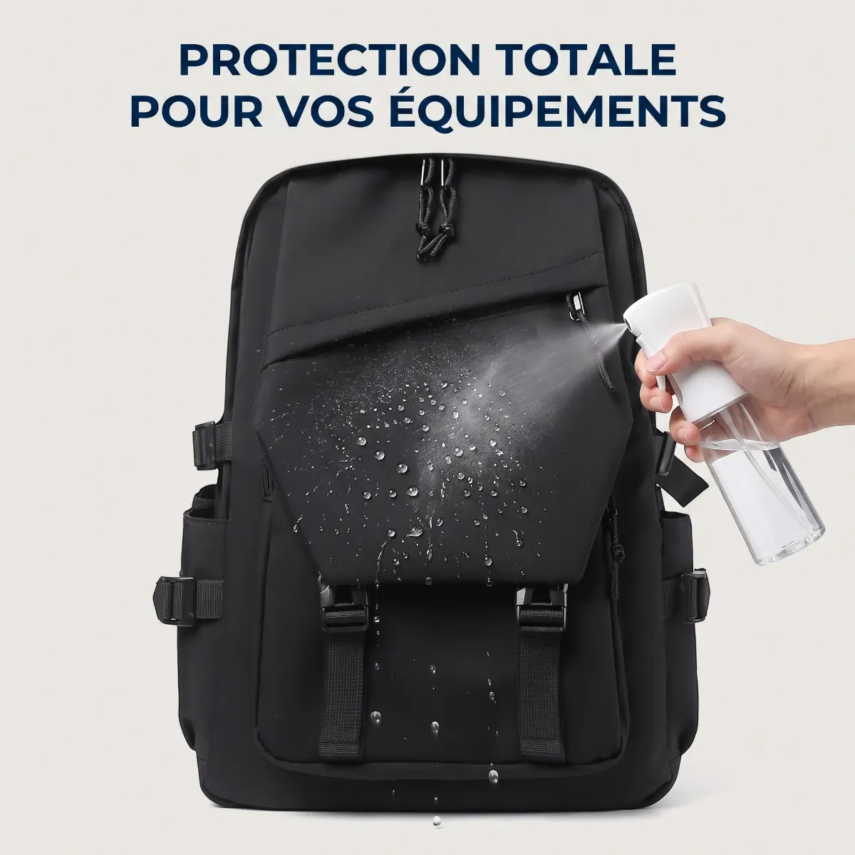 Démonstration du tissu imperméable et déperlant du sac à dos ordinateur homme Asymek