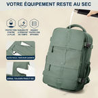 Démonstration de l'étanchéité et de la matière en nylon déperlant du sac à dos ergonomique Nomad Pro 40.