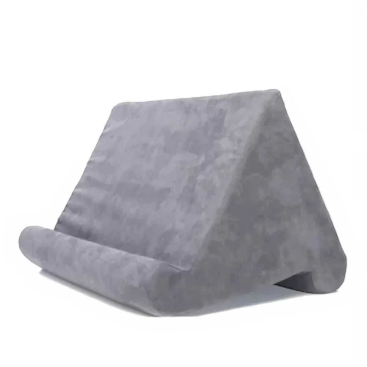 Support pour tablette ErgoNest en mousse grise, vue de face sur fond blanc montrant son inclinaison ergonomique.