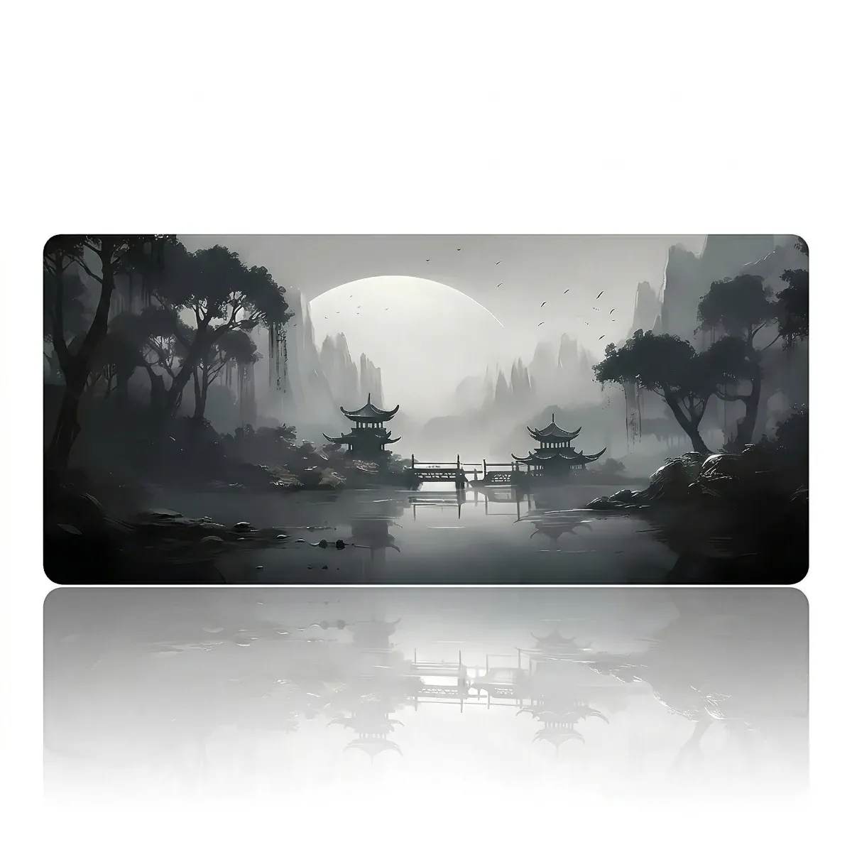 L'estampe japonaise originale de montagnes, pagodes et lune qui décore le tapis de souris Kuro Flow, avec une réflexion nette en dessous. Design de précision et d'élégance. Tissage micro-texturé XXL.