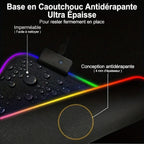 Zoom technique sur la base en caoutchouc antidérapante et la surface imperméable du tapis de souris Lumina Glide Pro.