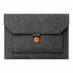 Vue de face couleur gris foncé de la pochette ordinateur Ace Coat